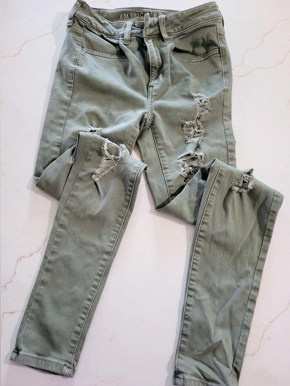 American Eagle Olive Green Distressed Skinny Jeans for Women